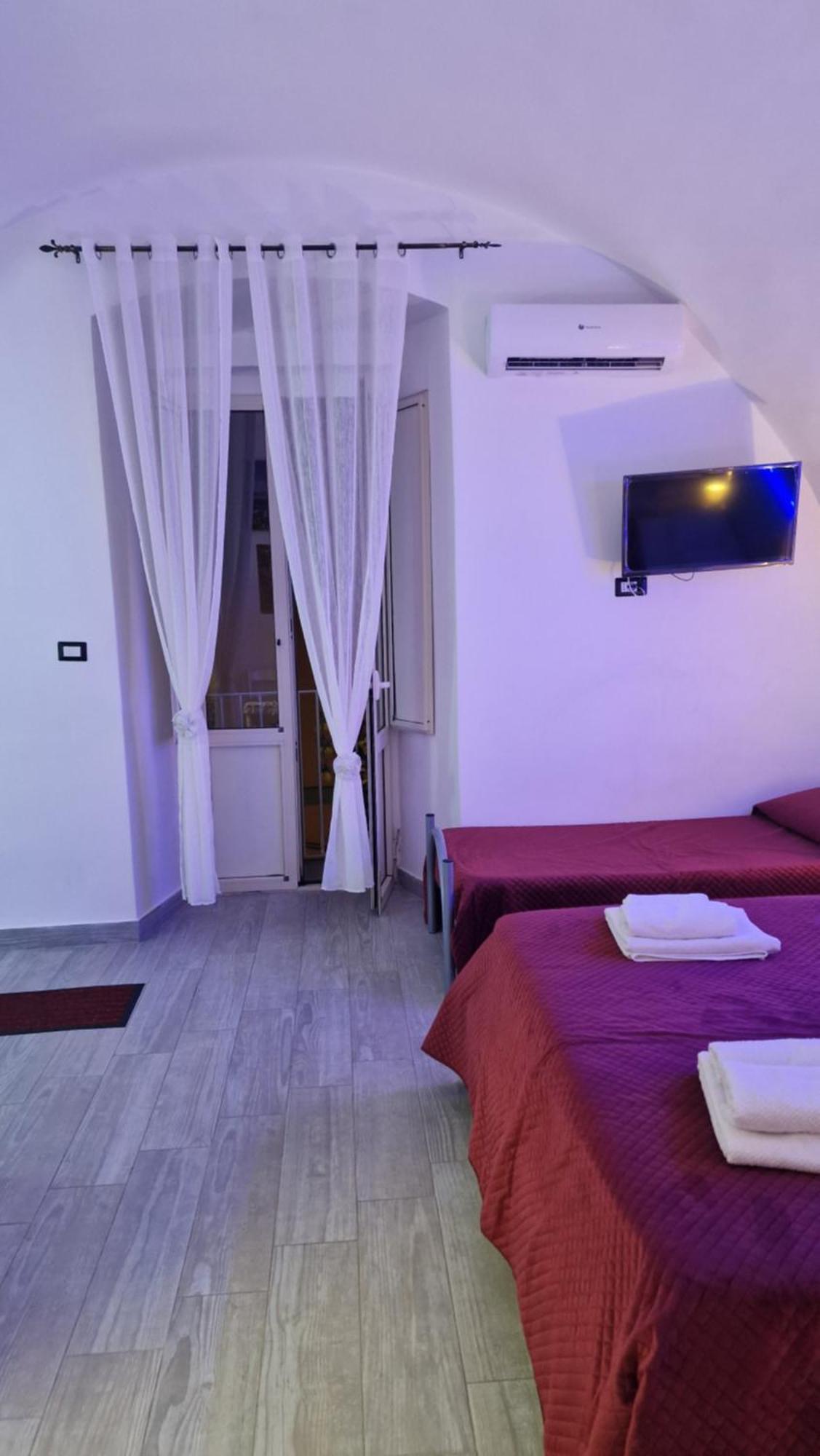 Appartamento Intero Casa Vacanze Espo Napels Buitenkant foto